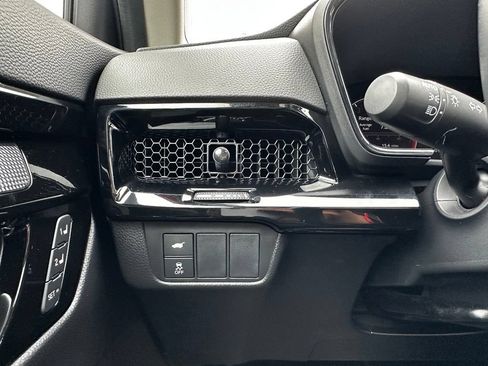 Used 2024 Honda CR-V EX-L image 29