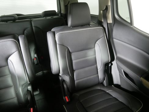 Used 2018 GMC Acadia Denali w/ Technology Package image 14