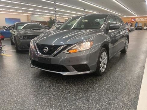 Used 2017 Nissan Sentra S FWD image 1