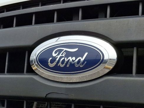 Used 2021 Ford F350 XL w/ Power Equipment Group image 31