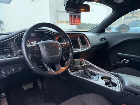 Used 2021 Dodge Challenger R/T image 8