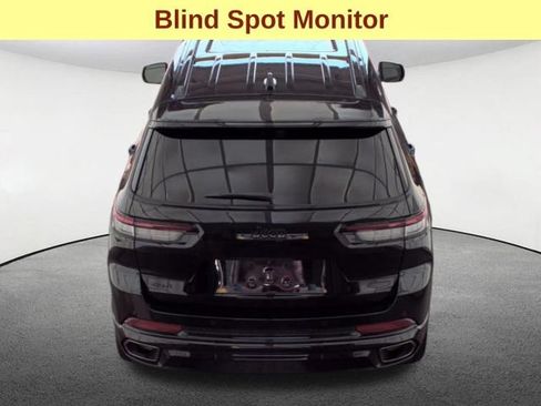 Used 2025 Jeep Grand Cherokee L Summit AWD/4WD image 7