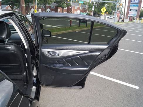 Used 2014 INFINITI Q50 Premium w/ Navigation Package image 26