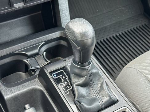 Certified 2022 Toyota Tacoma SR w/ SX Package image 20