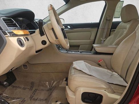 Used 2009 Lincoln MKS image 17