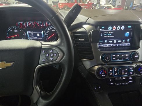 Used 2020 Chevrolet Tahoe LT RWD image 13