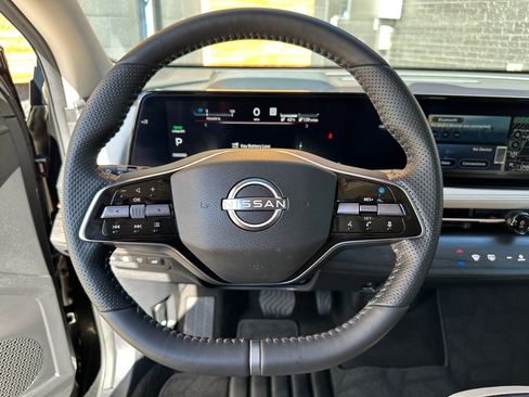 Used 2023 Nissan Ariya Evolve+ image 30