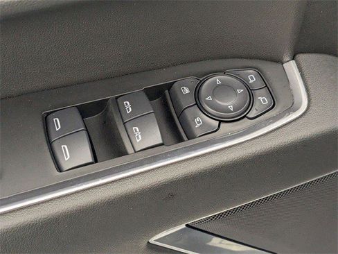 Certified 2025 GMC Sierra 1500 SLT image 12