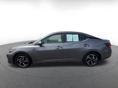 Used 2025 Nissan Sentra SV FWD image 7