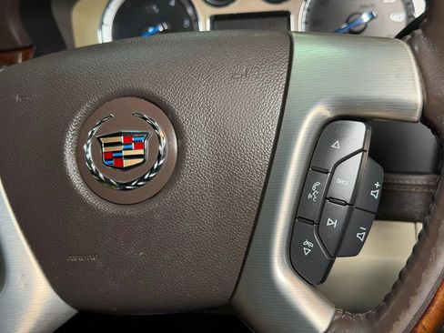 Used 2012 Cadillac Escalade Platinum AWD/4WD image 47