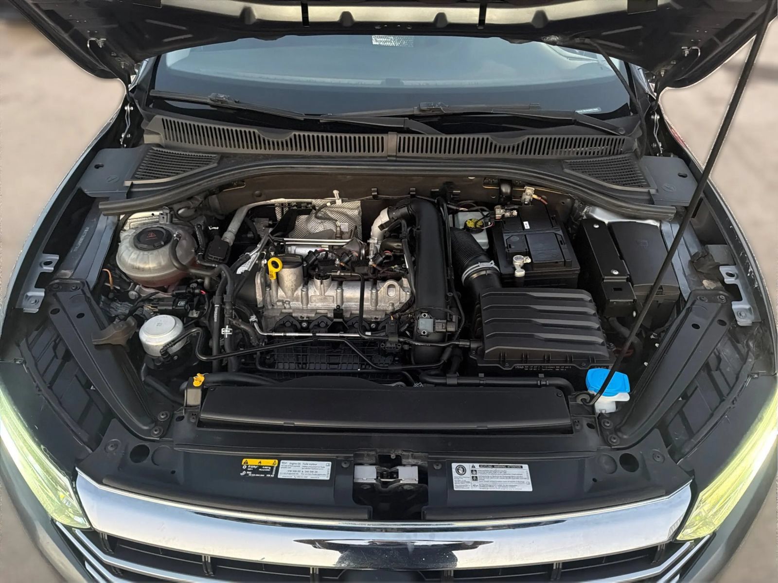Used 2019 Volkswagen Jetta SEL Premium FWD image 29