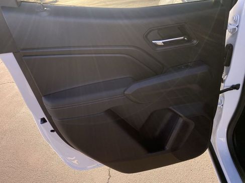 New 2026 GMC Canyon Elevation w/ Convenience Package image 33