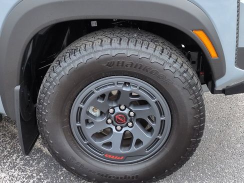Certified 2026 Nissan Frontier PRO-4X w/ Tow Package AWD/4WD image 11