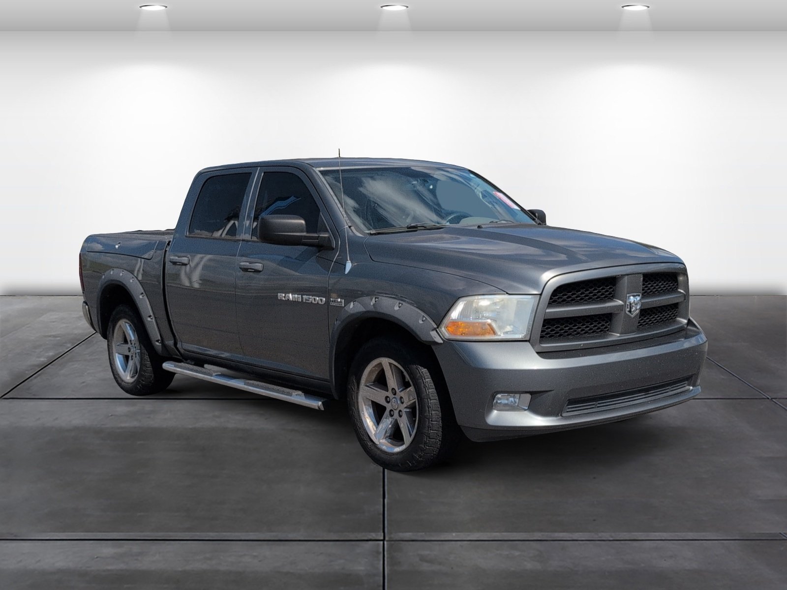 Used 2012 RAM 1500 Express w/ ST Popular Equipment Group RWD image 2