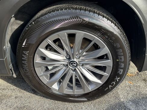 Used 2025 MAZDA CX-90 3.3 Turbo w/ Preferred Package image 33