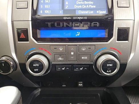 Used 2018 Toyota Tundra Limited w/ Limited Premium Package AWD/4WD image 24