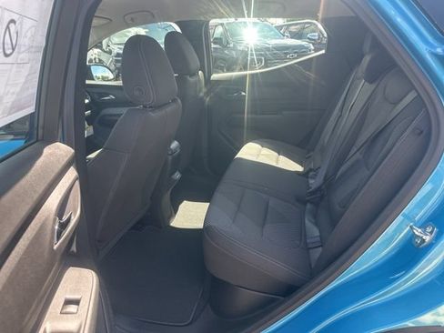 New 2027 Chevrolet Bolt LT w/ Comfort Package FWD image 28