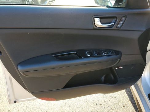 Used 2020 Kia Optima SX image 12