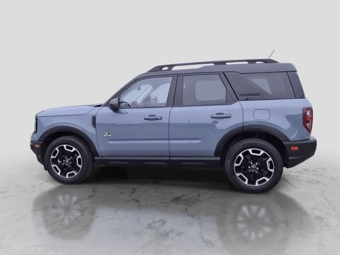 Used 2023 Ford Bronco Sport Outer Banks AWD/4WD image 5