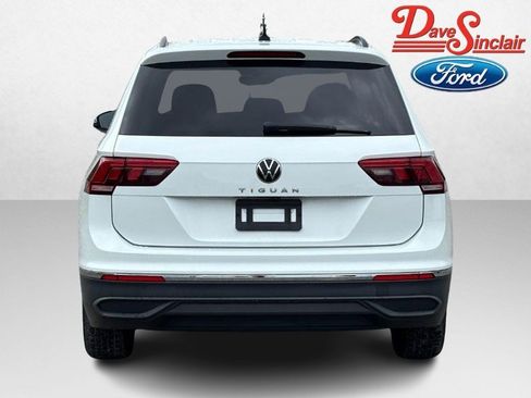 Used 2023 Volkswagen Tiguan S FWD image 8