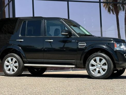 Used 2016 Land Rover LR4 HSE AWD/4WD image 16
