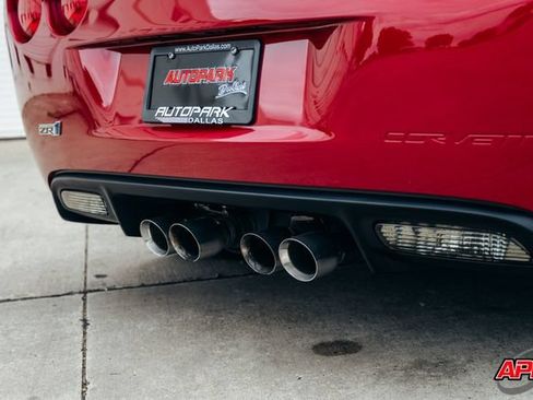 Used 2012 Chevrolet Corvette ZR1 w/ 3ZR Preferred Equipment Group RWD image 41