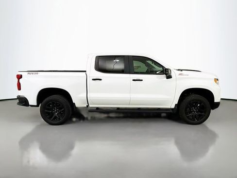 Used 2024 Chevrolet Silverado 1500 LT Trail Boss w/ Convenience Package II image 10