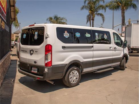 Used 2021 Ford Transit 350 XLT RWD image 3