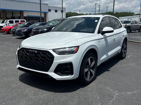 Used 2024 Audi Q5 2.0T Prestige AWD/4WD image 2