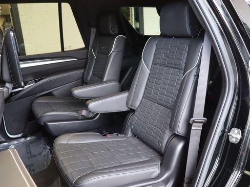 Used 2025 Cadillac Escalade V w/ LPO, ONYX Package AWD/4WD image 26