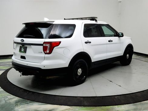 Used 2017 Ford Explorer 4WD Police Interceptor image 5