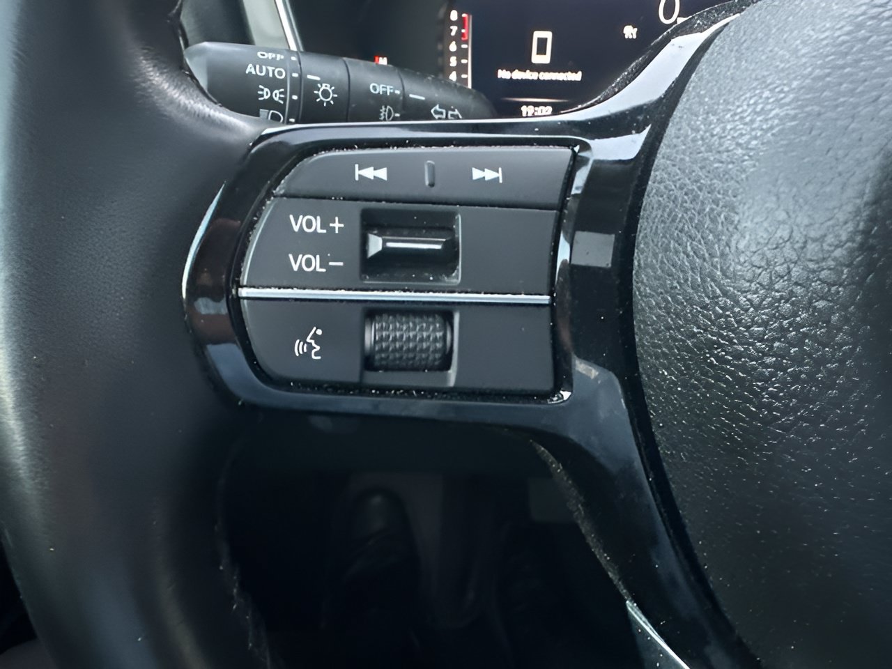 Used 2023 Honda Pilot Elite image 17