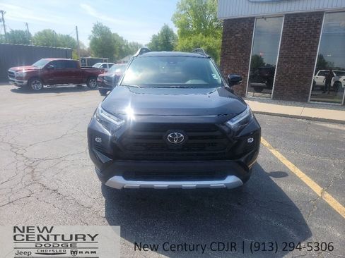 Used 2024 Toyota RAV4 Adventure AWD/4WD image 8