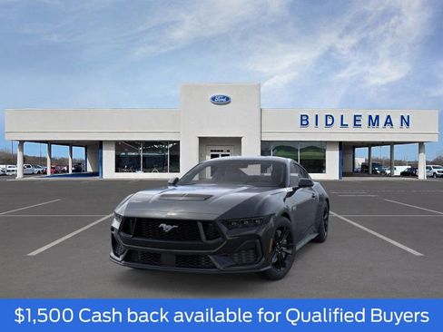 New 2026 Ford Mustang GT image 2