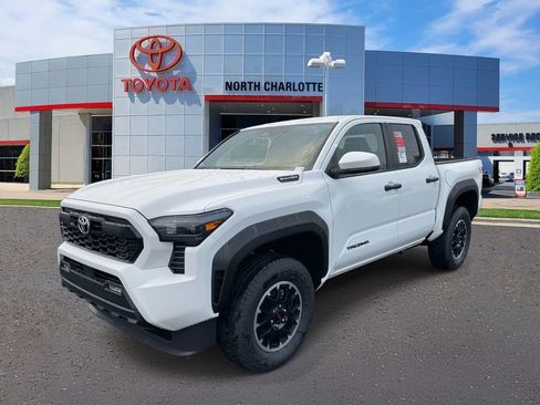 New 2025 Toyota Tacoma TRD Off-Road image 5