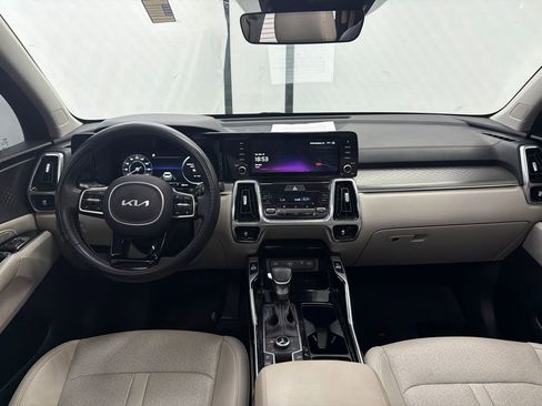 Used 2023 Kia Sorento SX AWD/4WD image 24