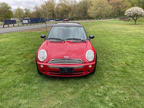 Used 2005 MINI Cooper Hardtop FWD image 6