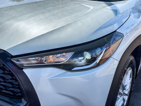 Certified 2022 Toyota Corolla Cross LE AWD/4WD image 9