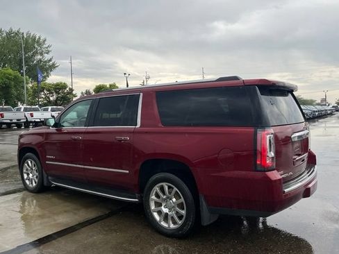 Used 2016 GMC Yukon XL Denali w/ Open Road Package AWD/4WD image 8