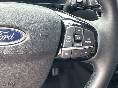 Used 2025 Ford Escape Platinum AWD/4WD image 25