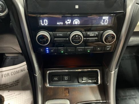 Used 2020 Subaru Ascent Touring w/ Popular Package #2A AWD/4WD image 29