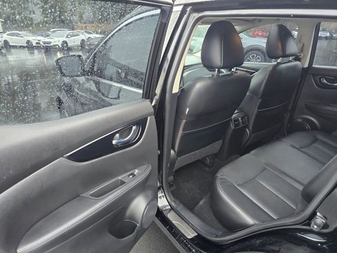 Used 2017 Nissan Rogue Sport SL w/ SL Premium Package image 15