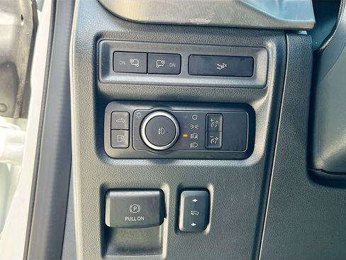 Used 2024 Ford F150 Lariat AWD/4WD image 10