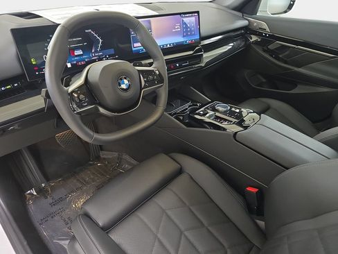 Used 2026 BMW 530i RWD image 19