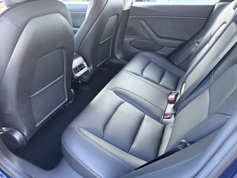 Used 2018 Tesla Model 3 image 22