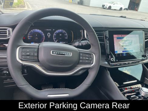 Used 2022 Jeep Wagoneer Series II w/ Premium Group I image 15