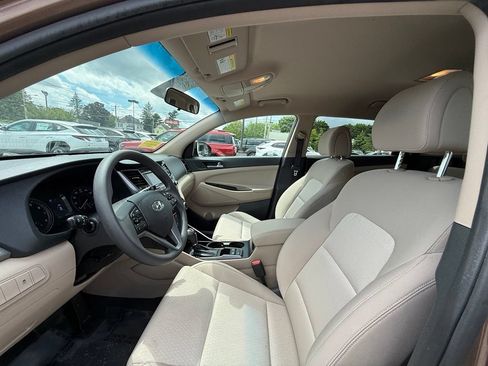 Used 2017 Hyundai Tucson SE w/ SE Popular Package 02 AWD/4WD image 25