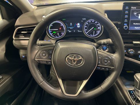 Used 2024 Toyota Camry XLE FWD image 24