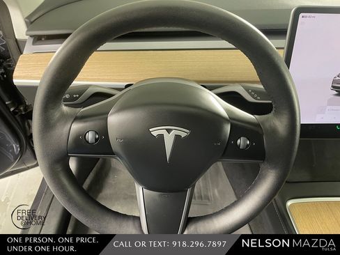 Used 2023 Tesla Model 3 Standard Range image 21