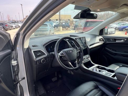 Used 2024 Ford Edge SEL image 21